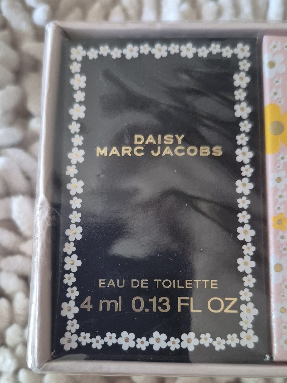 Marc Jacobs Collection Set NIB - Picture 2 of 6